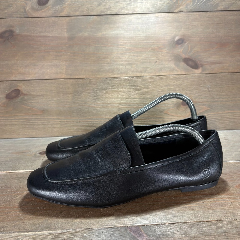 Born Petil Womens size 9.5 shoes Black Leather Slip On Comfort Loafers
